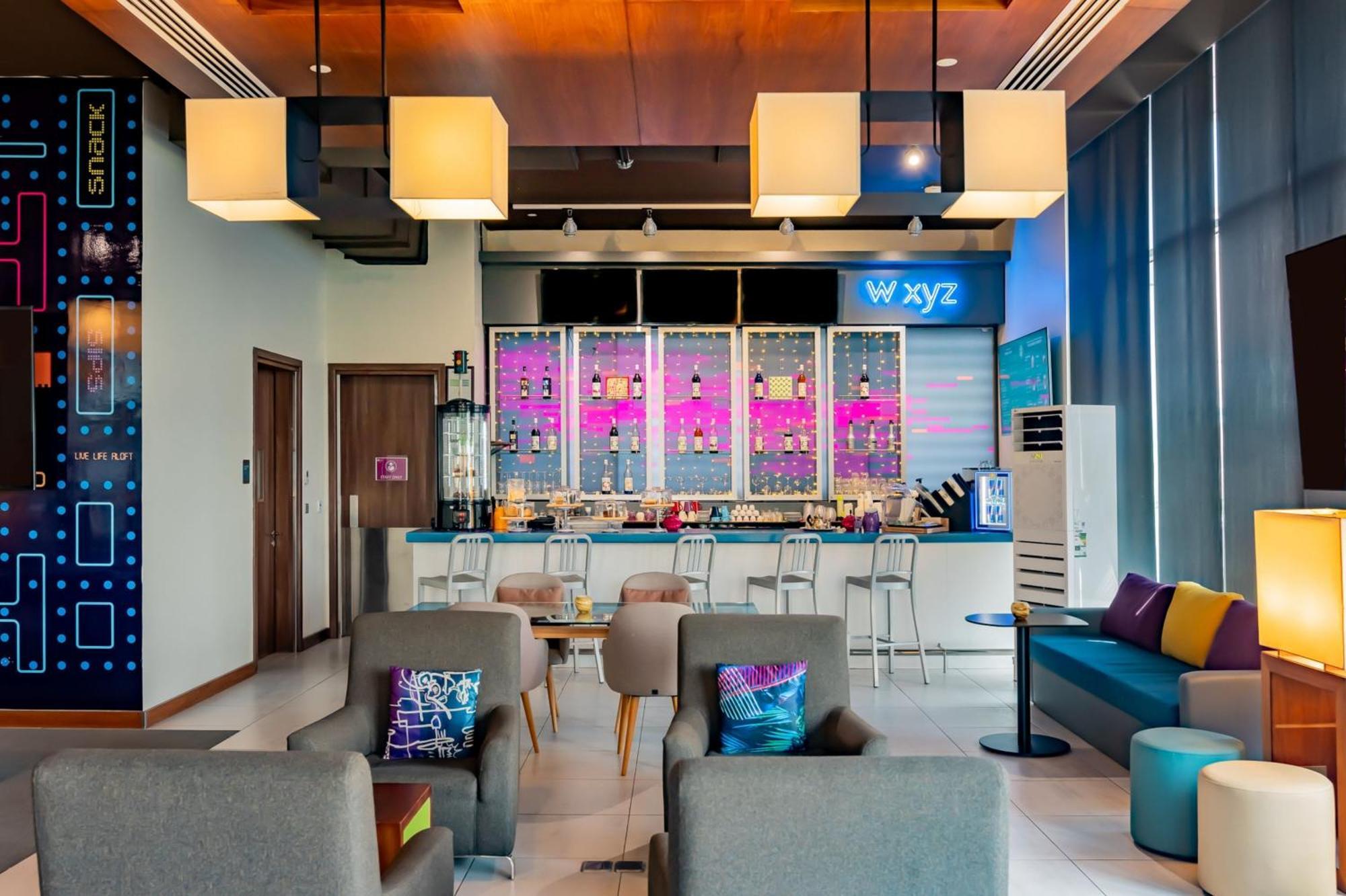 Aloft Dhahran Hotel Khobar Bagian luar foto